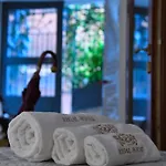 Regal House Capucci 6 Konukevi 4*