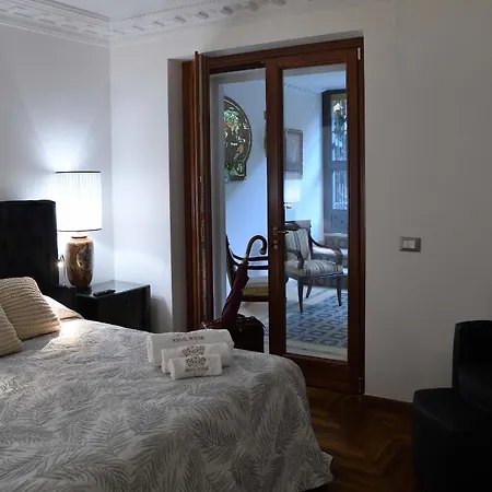 Regal House Capucci 6 Konukevi Roma