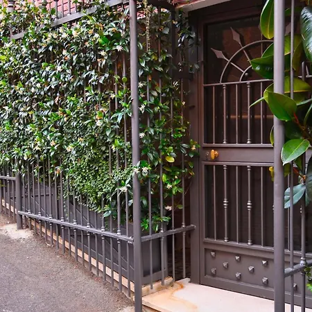 Regal House Capucci 6 Konukevi Roma