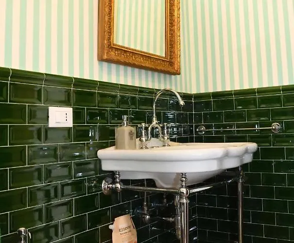 Maison d'hôtes Regal House Capucci 6