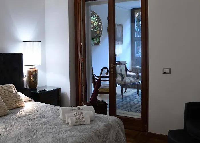 Regal House Capucci 6 Maison d'hôtes Rome