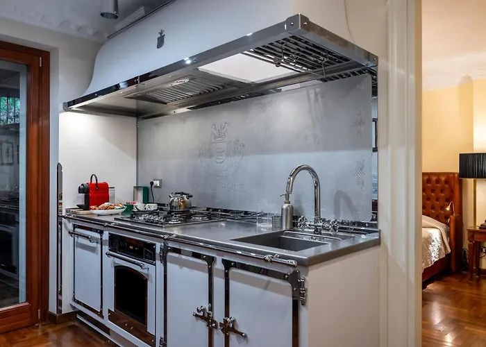 Regal House Capucci 6 Maison d'hôtes Rome